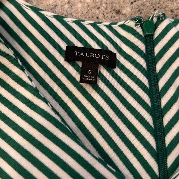 TALBOTS Sleeveless Green & WHite Fit & Flare Chevron Stripe Preppy Midi Dress - Picture 7 of 10